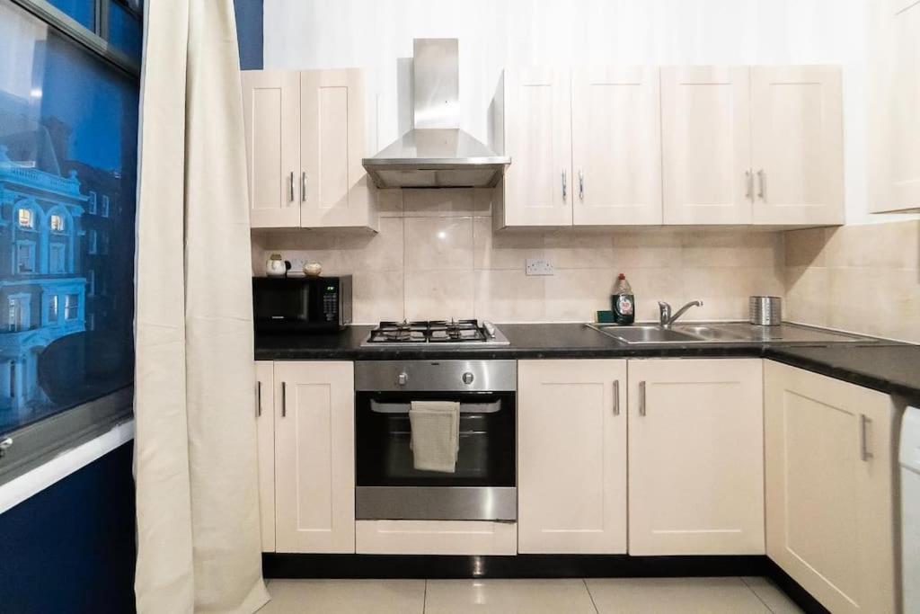 2 Bedroom Apartment London Exterior foto