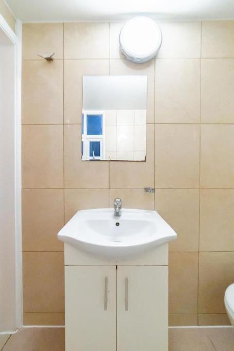 2 Bedroom Apartment London Exterior foto
